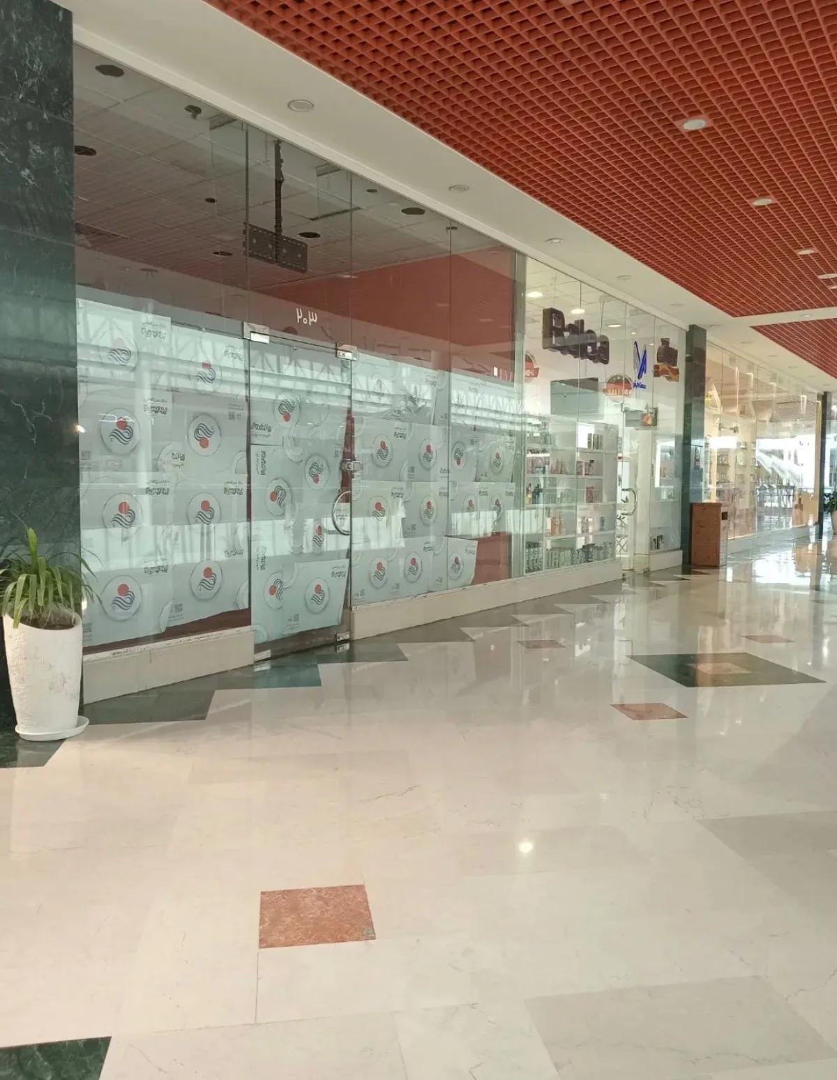 در شلوغترین بازار کیش کسب و کار راه بنداز 