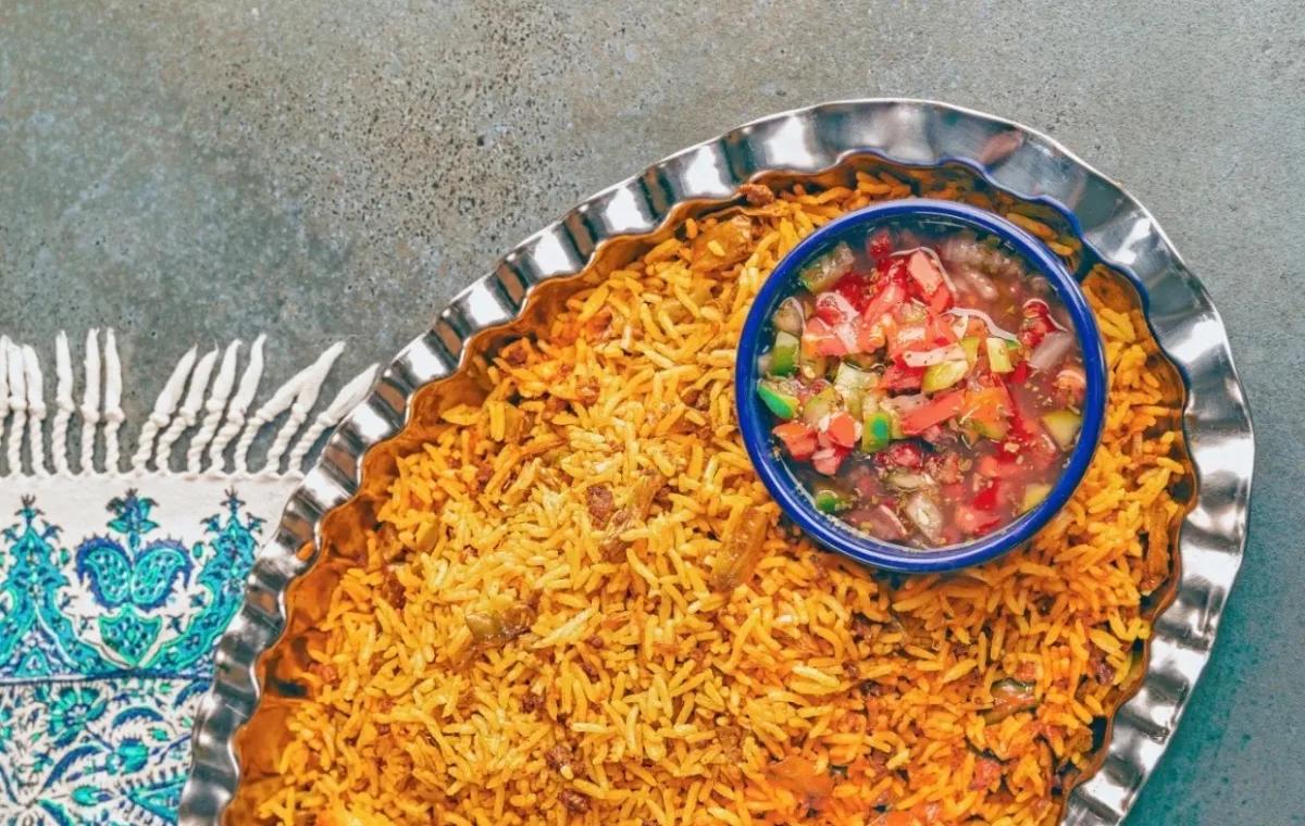 استخدام کارگر ساده