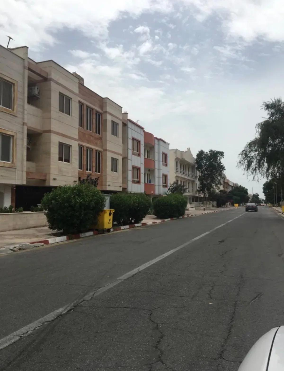اجاره سوله صنعتی و انبار درخت سبز