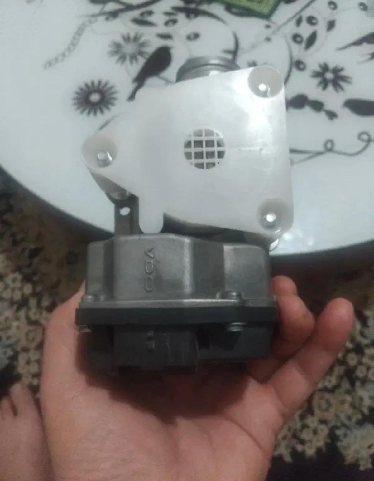 دریچه گاز پژو ۲۰۶ تیپ ۲ و ۳ و ۴ استوک 