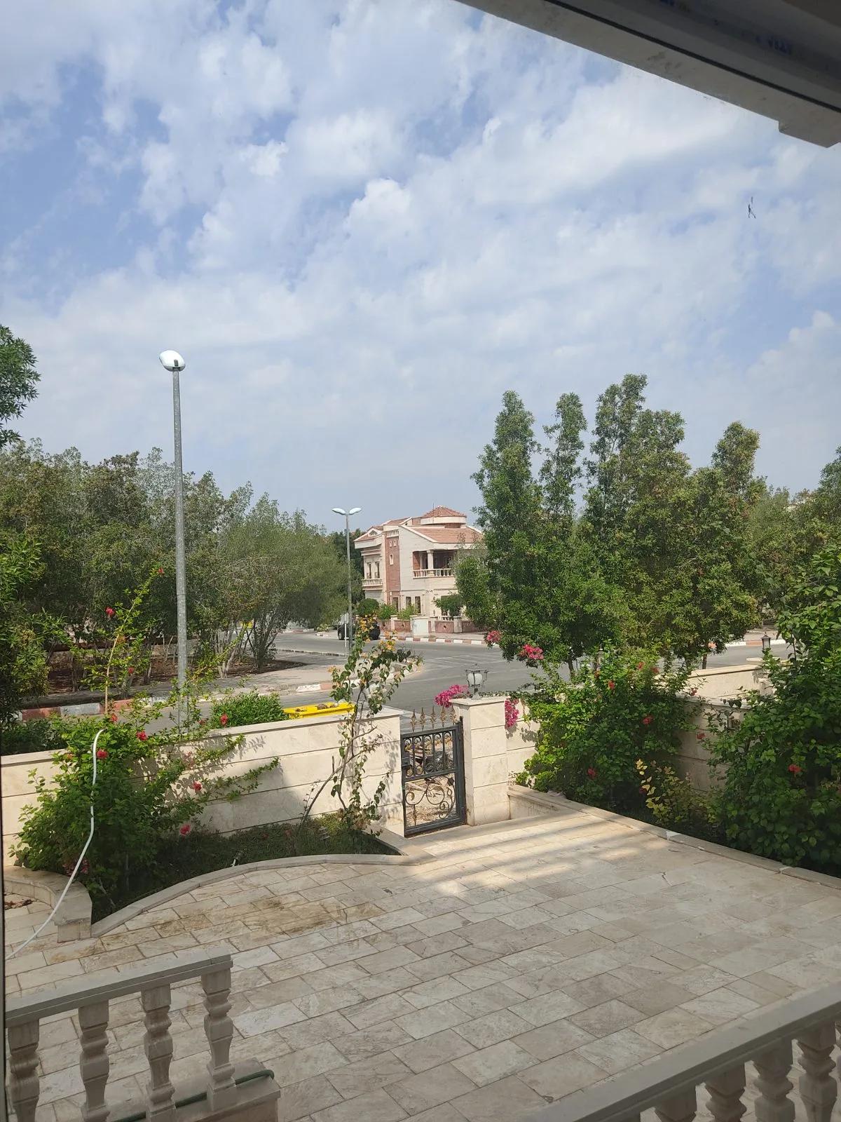 ۹۰متر سه خواب نوبنیاد۲ (کاملا رو به نما)