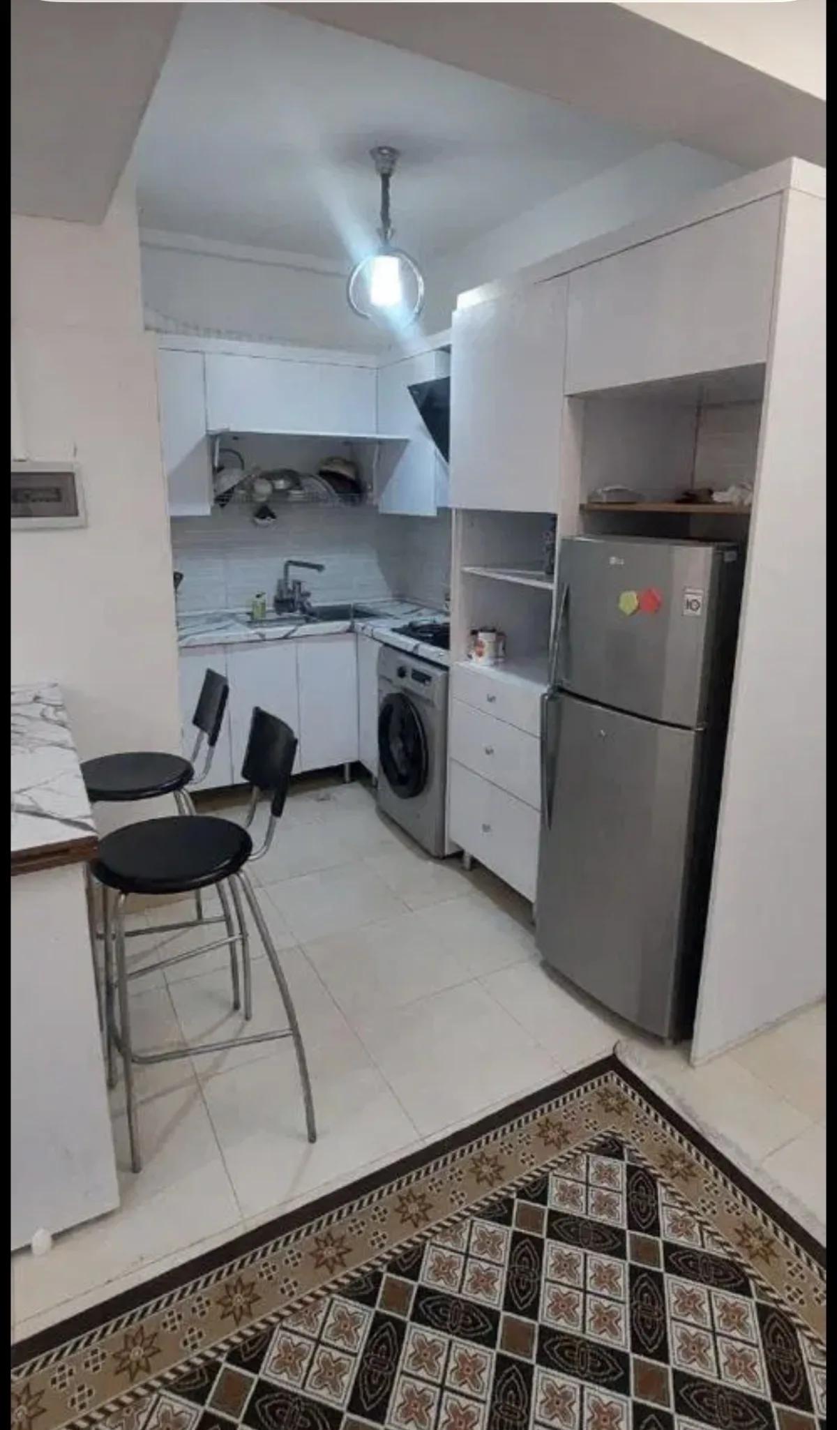 فروش ۵۴ متر تک خواب رو به نما 